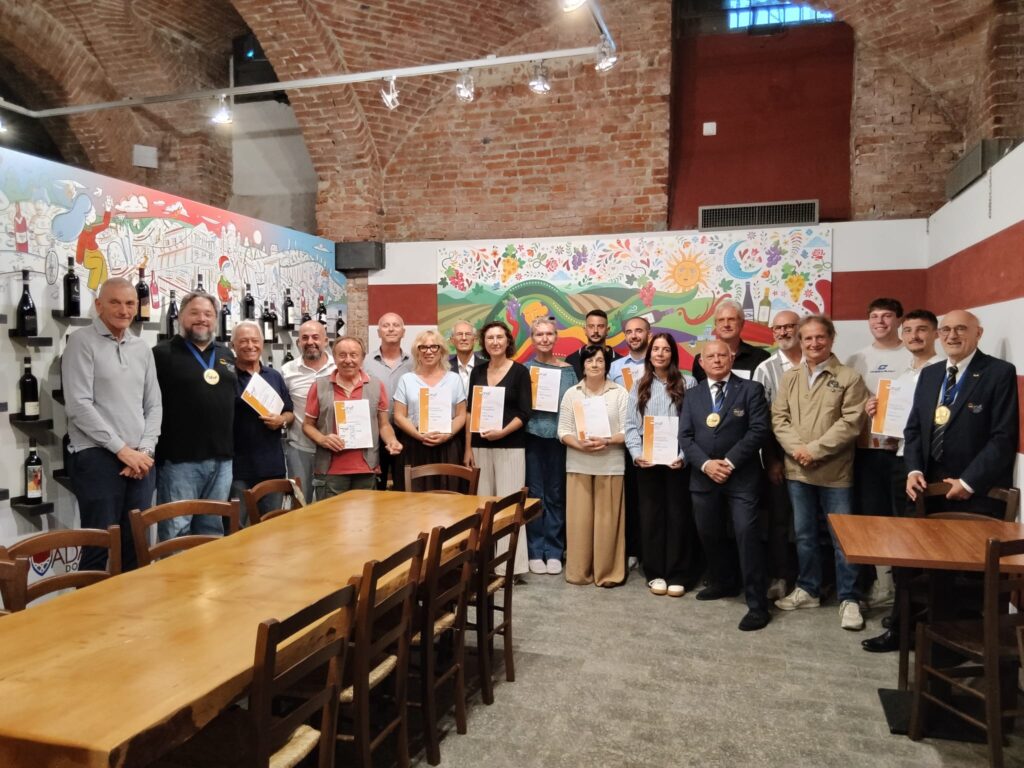 DIPLOMI DI ASSAGGIATORE ONAF AD OVADA
