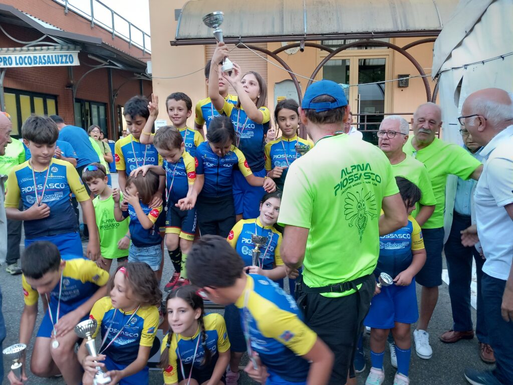 gara-ciclistica-giovanissimi-a-basaluzzo-1