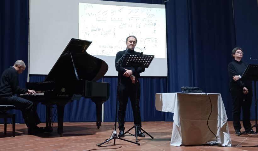 il racconto del pianoforte