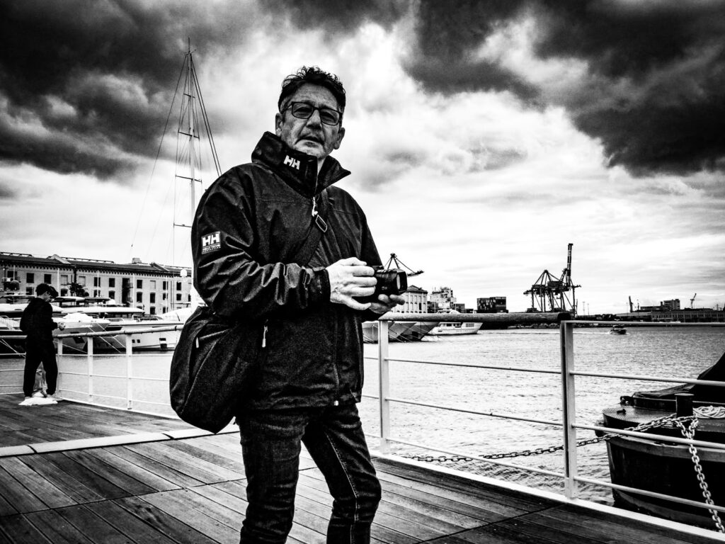 L'IMPREVISTO - MASSIMO TAMIAZZO - STREET ART BIANCO E NERO - 20261027